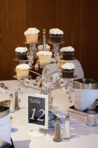 Vintage-Inspired Wedding Reception at The Machine Shed - Woodbury, MN IMG 1111